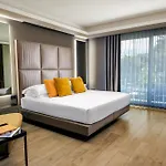 & Tre Fontane Luxury Hotel 4*