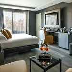 Hotel & Tre Fontane Luxury Portici