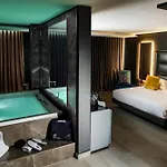 Hotel & Tre Fontane Luxury Portici