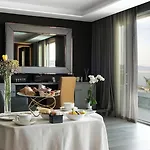 & Tre Fontane Luxury Portici