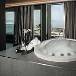 & Tre Fontane Luxury Hotel