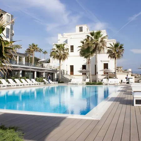 & Tre Fontane Luxury