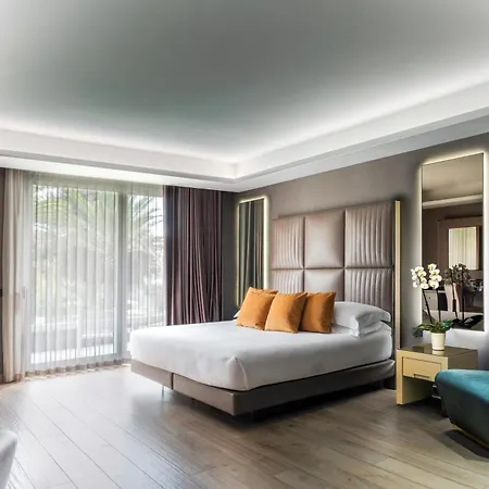 & Tre Fontane Luxury Hotel