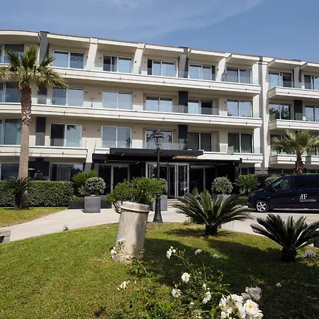Hotel & Tre Fontane Luxury 4*