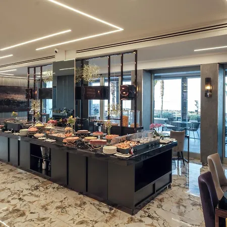 & Tre Fontane Luxury 4*
