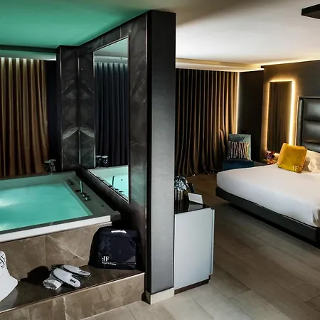 Hotel & Tre Fontane Luxury Portici