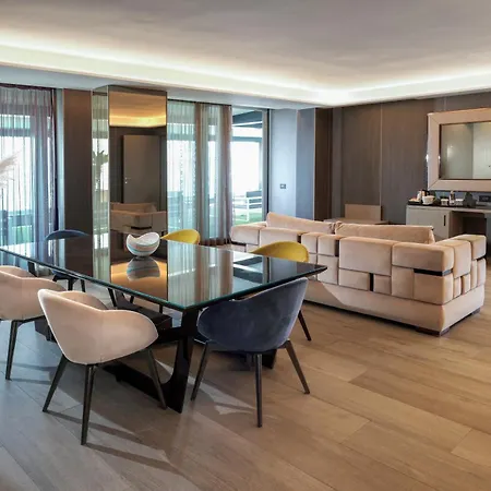 & Tre Fontane Luxury Hotel 4*