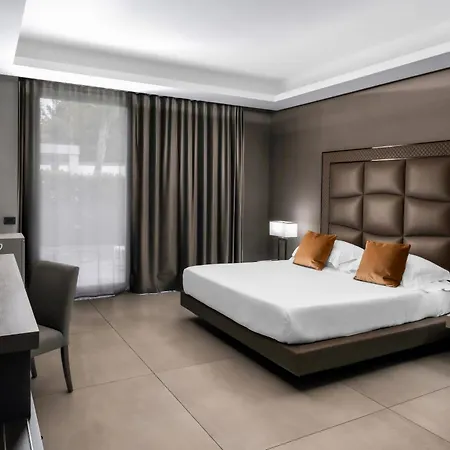 & Tre Fontane Luxury 4*