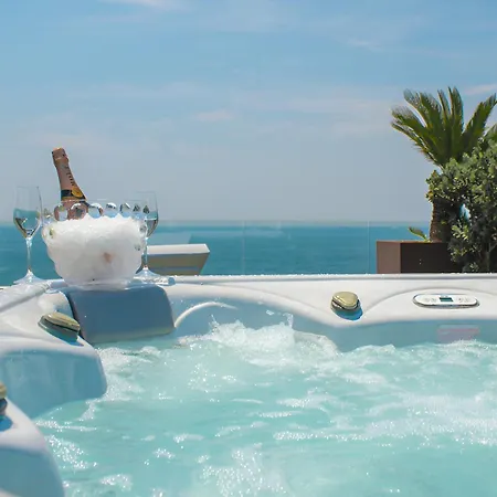 & Tre Fontane Luxury Portici