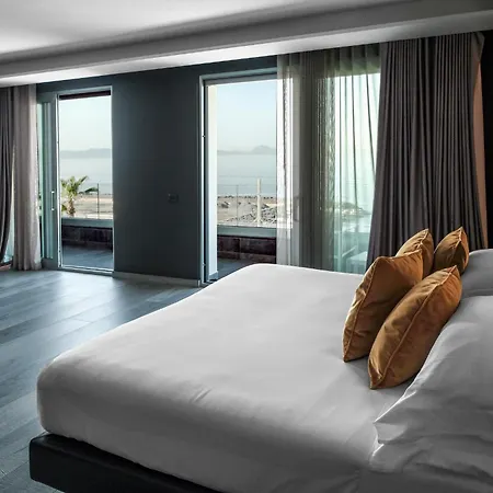 & Tre Fontane Luxury Portici